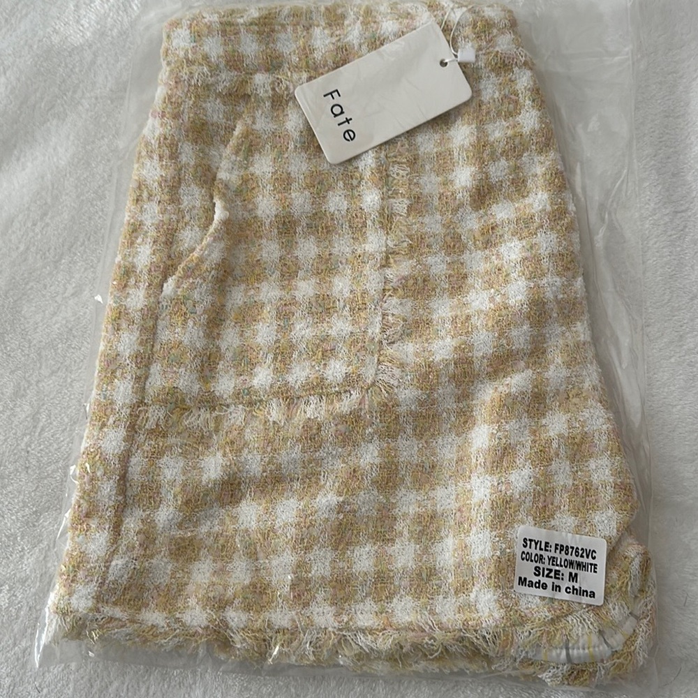 VICI | Paige Tweed Pocketed Shorts - Picture 5 of 6